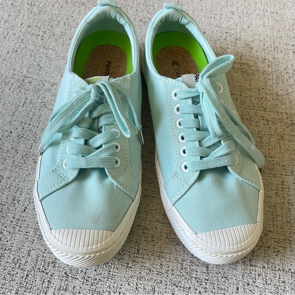 Cariuma Pantone Eggshell Blue Canvas Sneakers Size 8.5 - Picture 4 of 11